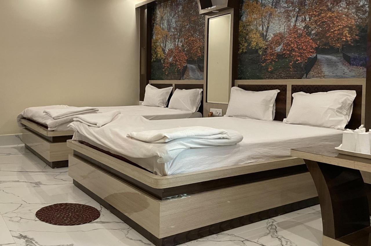 Hotel Aarohi Tarapith Dış mekan fotoğraf