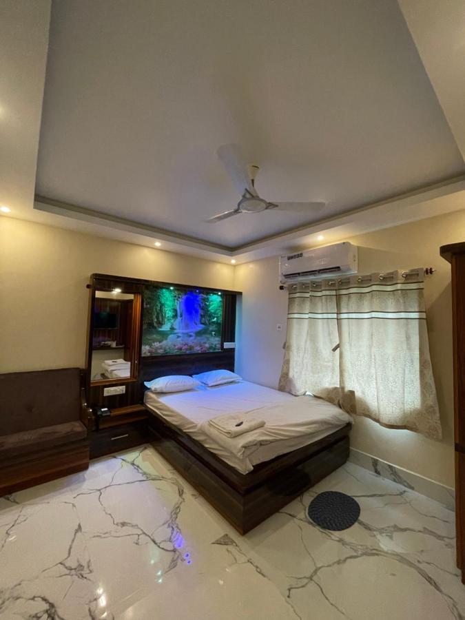 Hotel Aarohi Tarapith Dış mekan fotoğraf